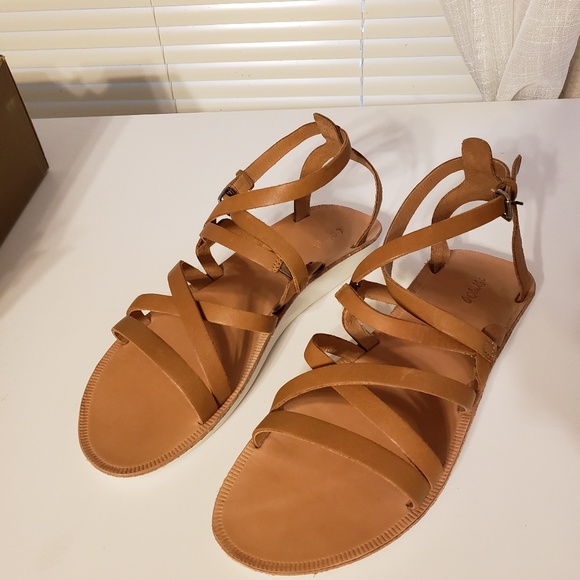New olukai po'iu sandal - Picture 2 of 5